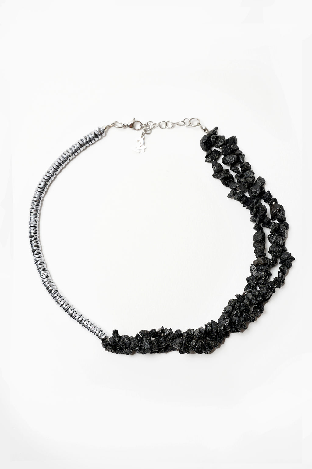 #12 Collier lave et argent